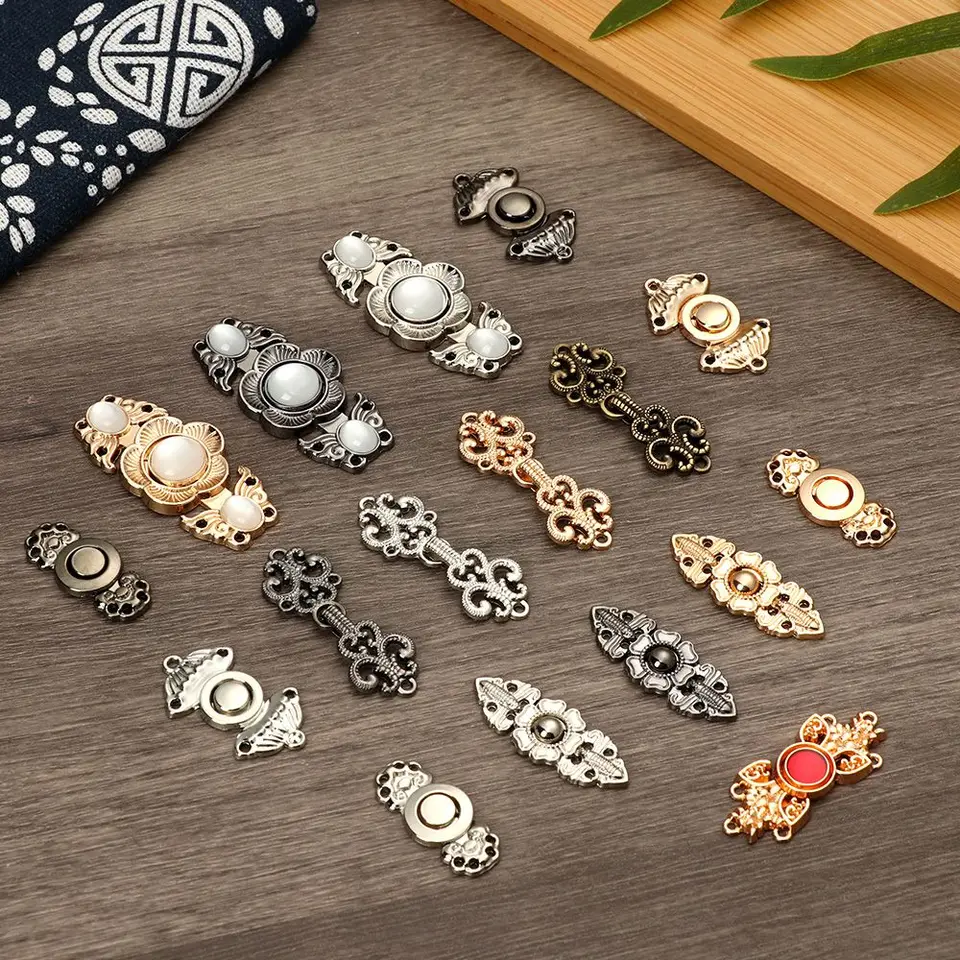 6ks retro kovové gombíky Čínsky cheongsam pracka plášť CLOAK CLAPP SVELL SVETAL MARGIGAN SEWING CRASD CLASP CLASP Connection pracka