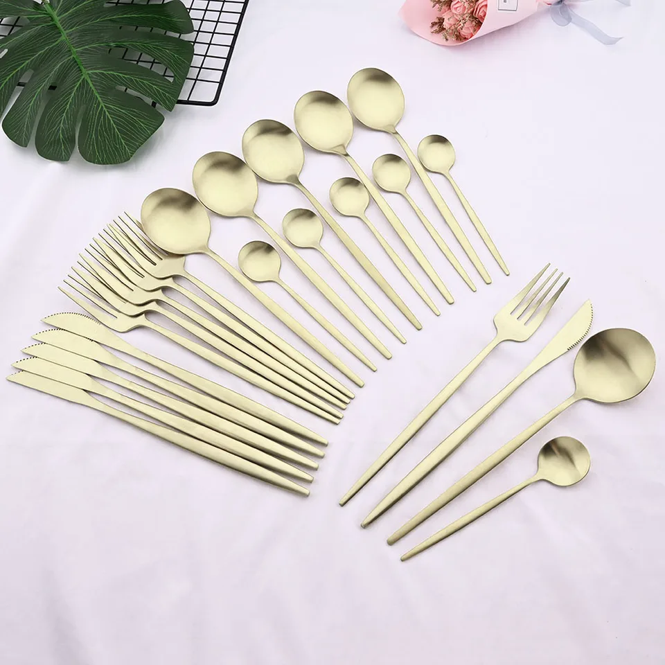 6People Champagn Gold Comintless Ocel Dinelware Set Matte Steak Nôž vidlice čajová lyžica príbory na párty kuchynský riad