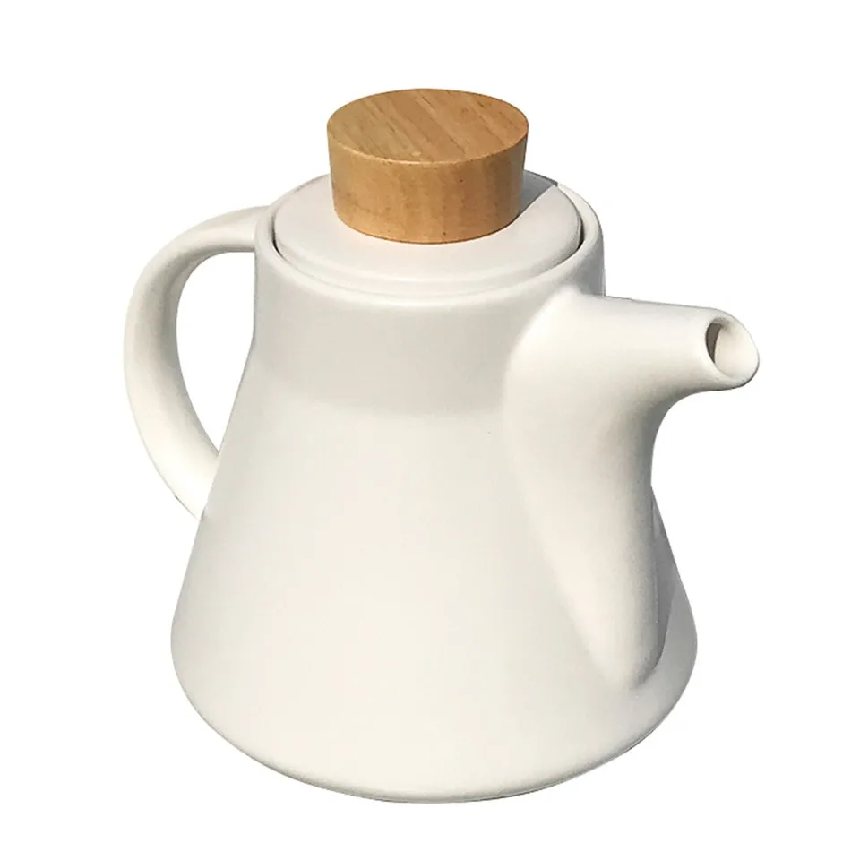 750 ml keramické čajové hrniec Čínske kung -fu Teapot tepelne odolné voči modernej čajovej kanvice s infuserom z nehrdzavejúcej ocele