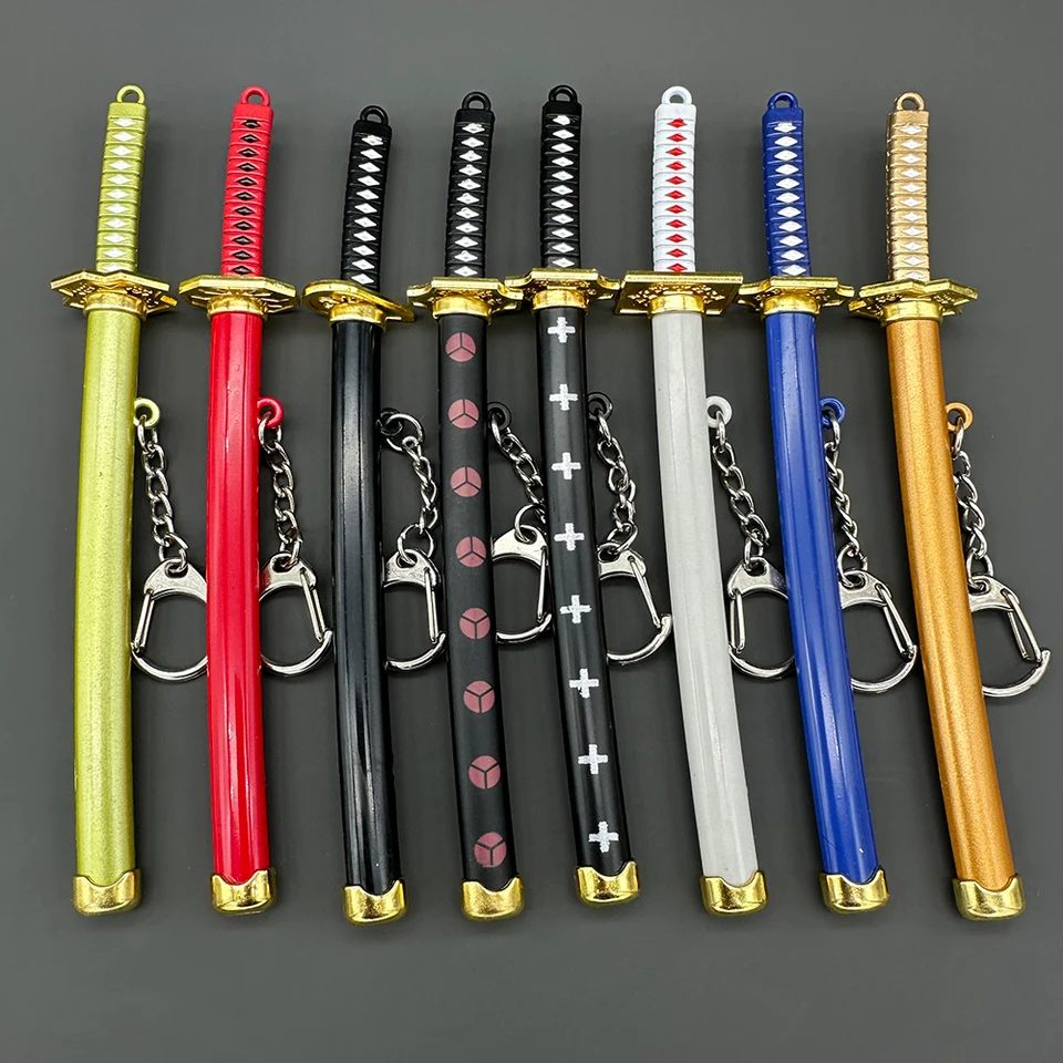 8 štýlov Roronoa Zoro Swords Keychain pre mužov Ženy OP Animeocka Kabba Katana Sabr Buckle Držiak nástrojov Keyrings Key Crains Darčeky