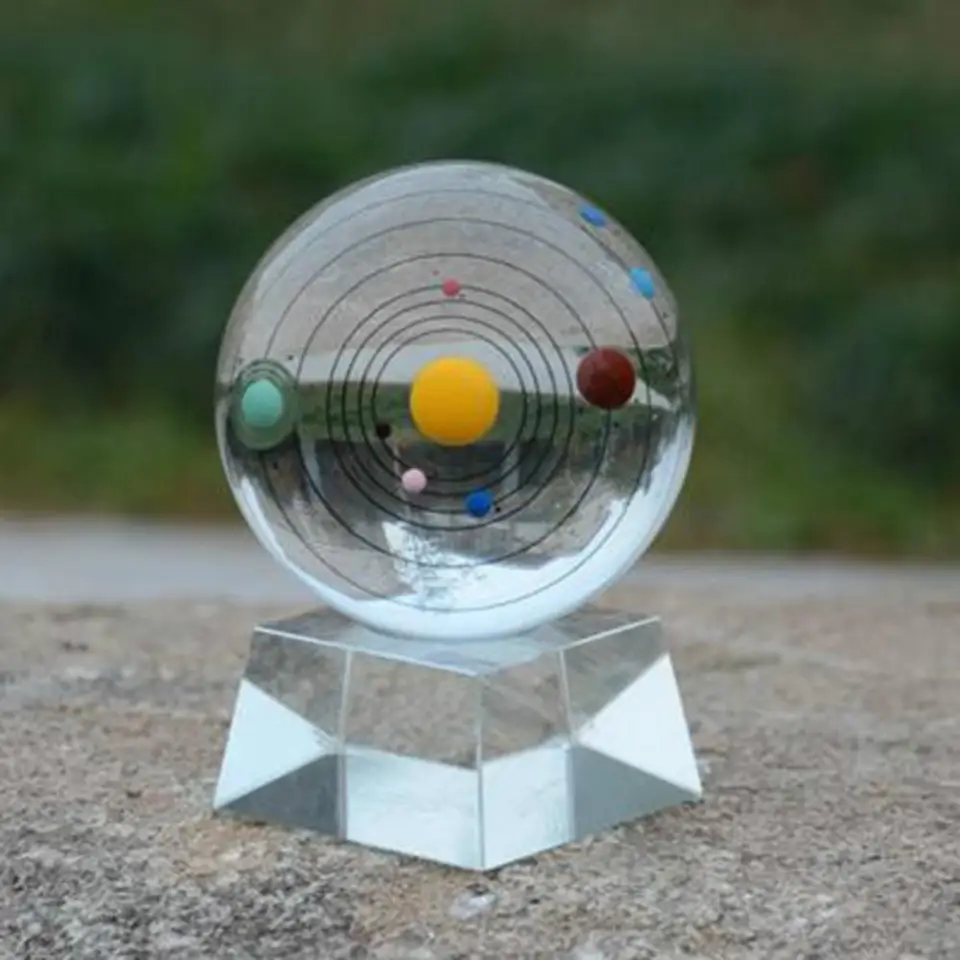 80 mm 3D krištáľová guľa so slnečným systémom s LED osvetľovacím základňou Miniatúrne planéty Model sklenené gule gule Ornament Home Decor