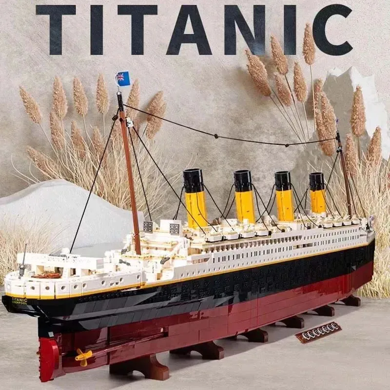 9090 PCS Titanic Ship Toys Kid Birthday Vianočné darčeky kompatibilné s stavebnými blokmi tehly 10294