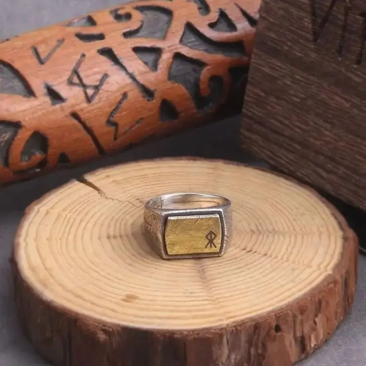 925 Sterling Silver Thor Hammer Mjölnir a Vegvisir prsteň ako darček s vintage dreveným vikingovým boxom
