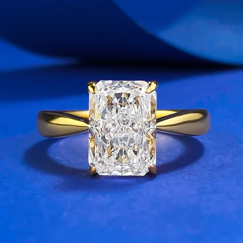 925 Striebro 2024 Nový vysoký uhlík Diamond Ice Cutting Recing Rcunelar 7 * 10 Populárny európsky a americký prsteň