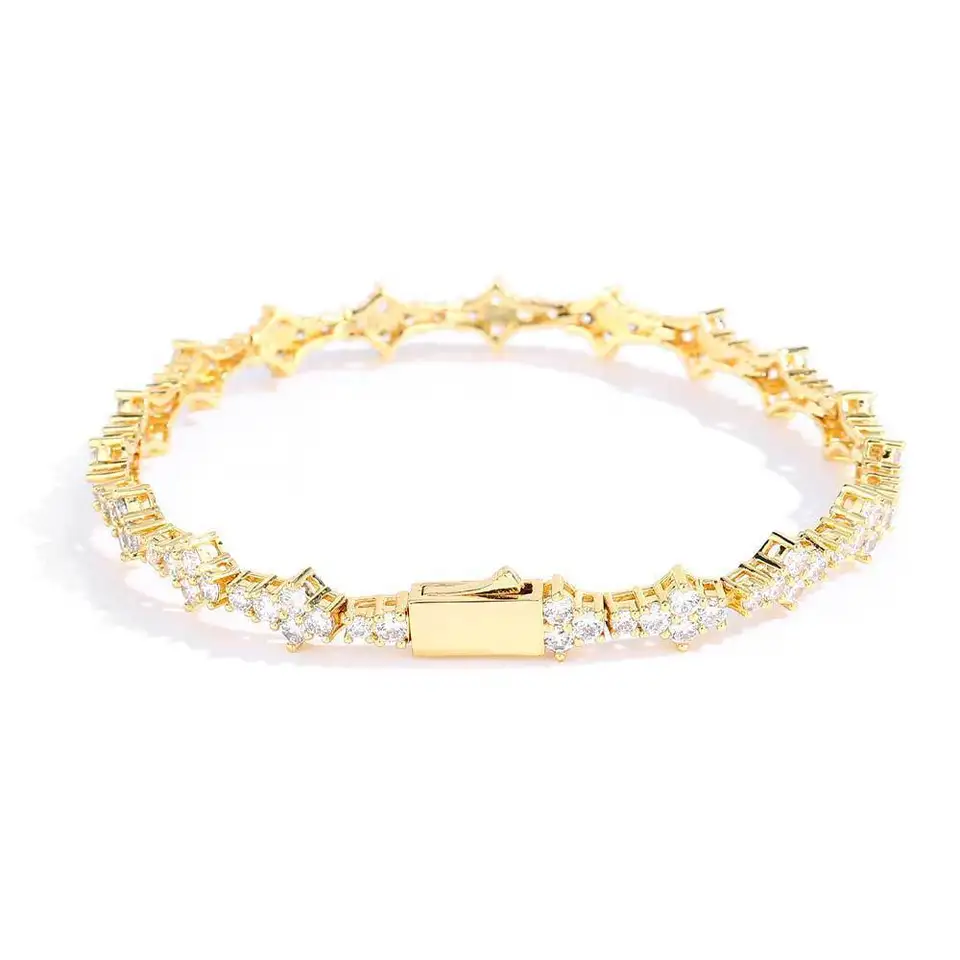 Ables Chic 6,5 mm Iced out Clover Link tenisový náramok 18k zlata cez medené reťazce žien