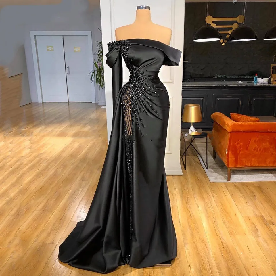 Angel Custom Black Elegant z ramennej krištáľovej morskej panny plesové šaty Formované saténové záložné podlahové dĺžky formálne večerné šaty