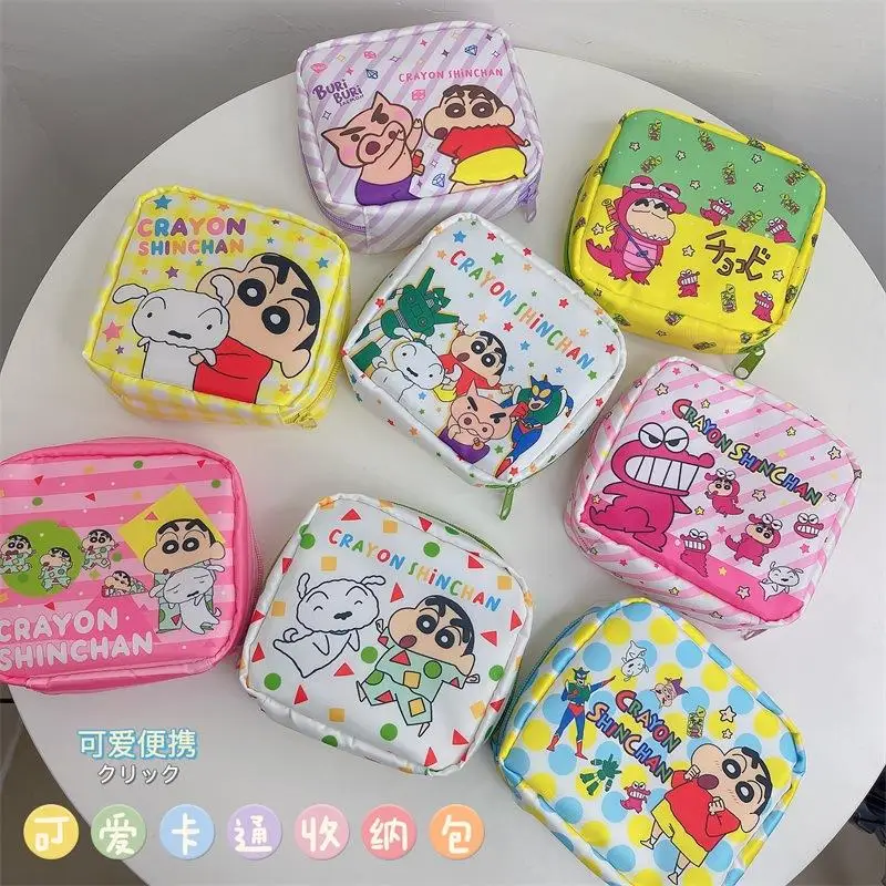 Anime pastelka Shinchan Storage Bag Kawaii Dievča zdobí veľkú kapacitu.