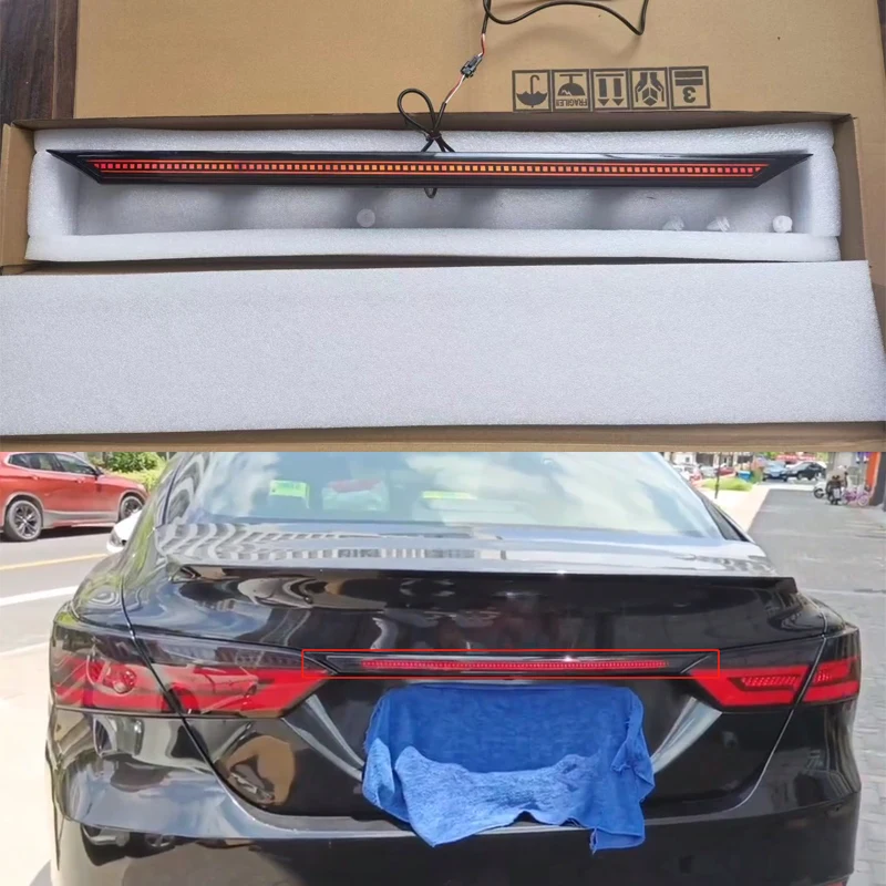 Auto LED pre Toyota Camry 2018-U-Up Center Trunk veko jednodielny zadný zadný bar, chorí, brzdenie a zadné hmlové žiarovky otáčajú svetlá červené