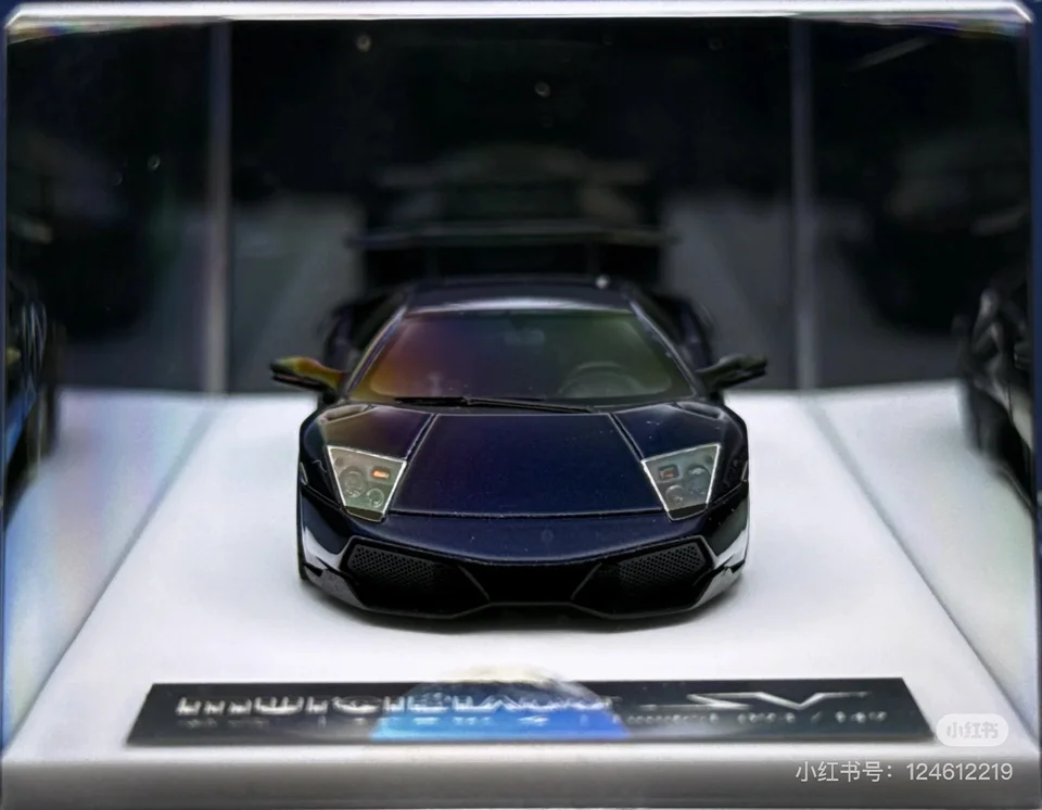 Autá 'Lounge 1:64 Murcielago SV LP670 Midnight Blue Limited na 99 živicových simulovaných automobilových modelov detských darčekových kusov