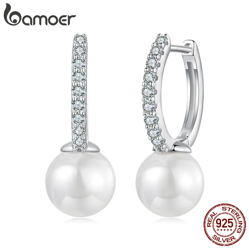 Bamoer 925 Sterling Silver Moissanit Hoop náušnice s perlom, biele zlaté minimalistické náušnice obruče Elegantné šperky