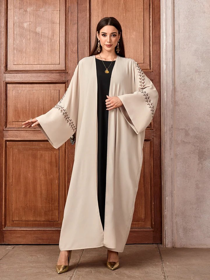 Batwing rukávy Spony Vyšívané šaty Abaya Kimono Coat Outwear Women Dlhý rukáv Long Ruckve Loose Arabský moslim dubaj marocký kaftan