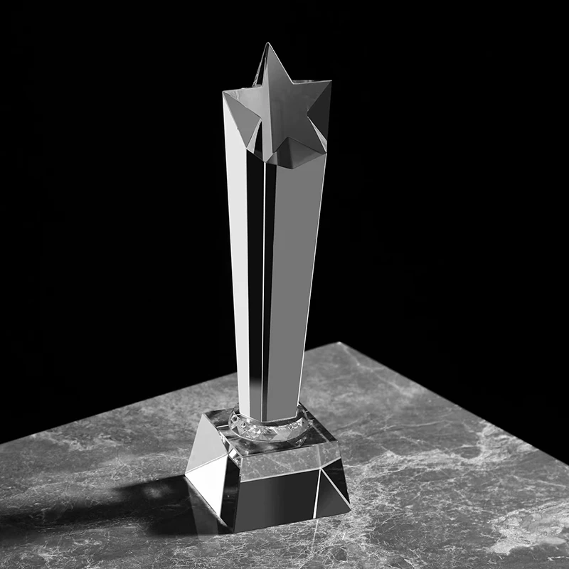 Bezplatná prispôsobená módna hviezda Crystal Trophy Medal Sports Majster Majster ocenenie pohár Glass Craft Gift Souvesirs Domáca dekorácia