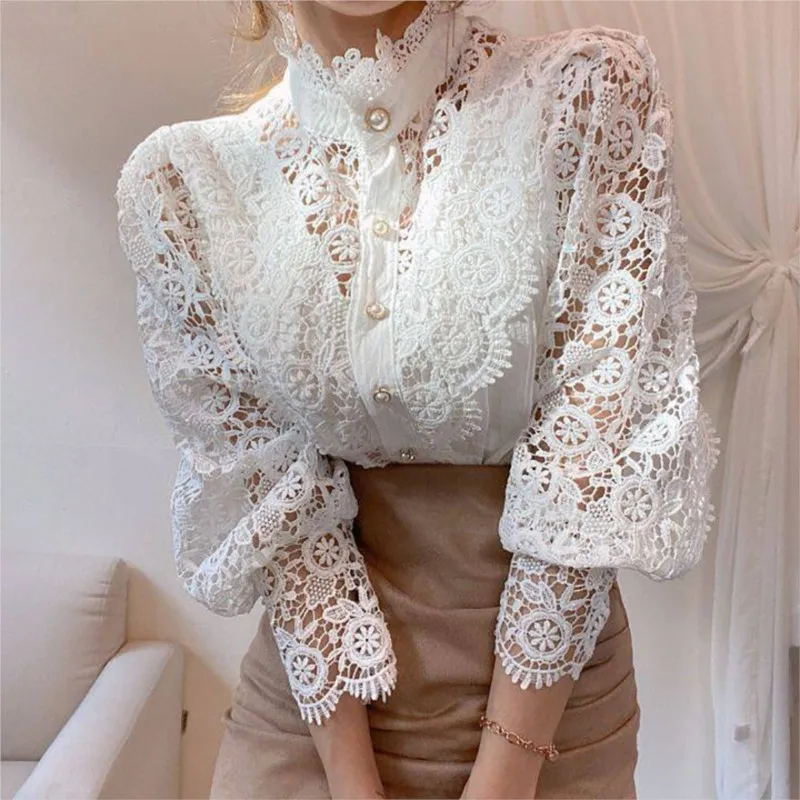 Biela čipka blúzka Ženy jar jeseň Sexy s dlhým rukávom perlové gombíky kvetina dutiny z blusov Pozrite sa cez špičkové topánky košele camisas