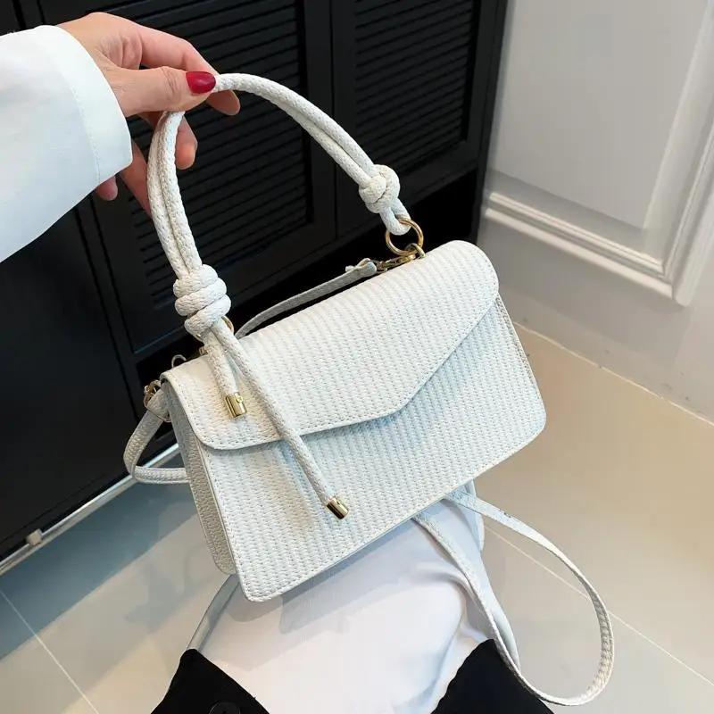Biele ženy vrecko 2024 Nová módna žena taška na rameno PU PVC Girl Ženy Lady Bags Kozmetické puzdrá kabelky Tote Dámska ruka