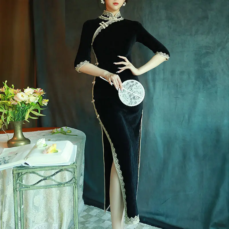 Black Cheongsam 2021 Nové vylepšené elegantné elegantné šaty s dlhým rukávom High-end Qipao retro čínsky štýl dlhá ženská jeseň