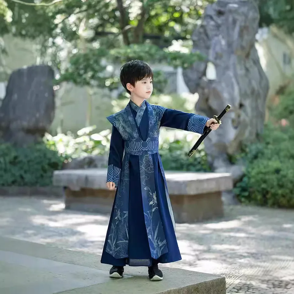 Blue Boys 'Hanfu čínsky štýl bojových umení Performance Kostým Staroveký kostým 2024
