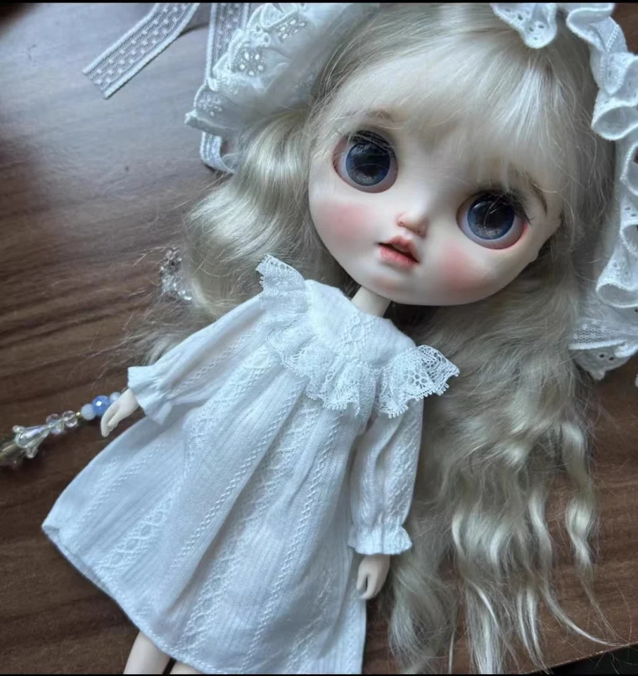 Blyth Clothes Bjd Ruckve Krásne šaty 1/6doll outfit (Fit Azone, OB24, Licca, Pullip, Lati, Icy, Jerryb)