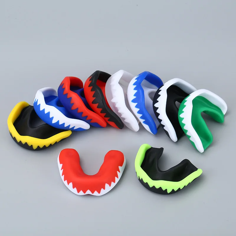 Boxerský chránič zubov chránič zubov Brace Boxing Ochranca zubov Sport Sports Brace Ortodontic Appliance Tréner