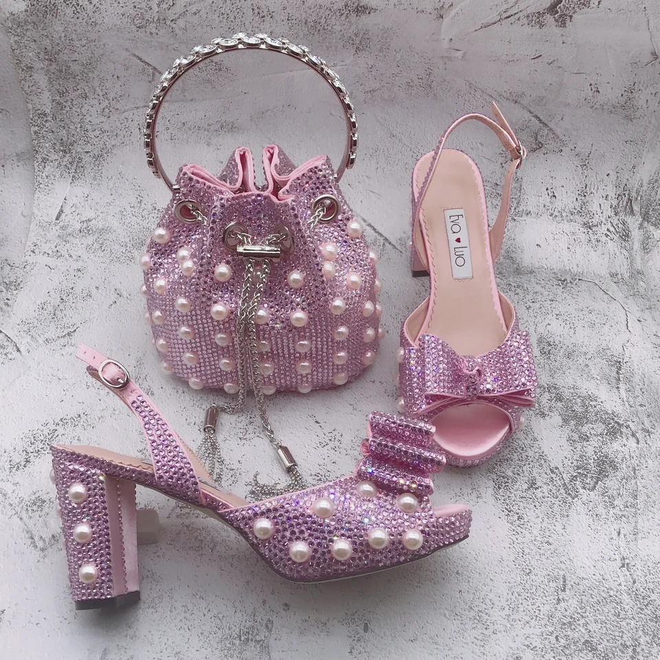BS1672 Vlastné ručne vyrábané dámske topánky Svadobné svadobné topánky Slingback Svetlo ružové perlové kamene topánky so zodpovedajúcou vreckovou setou