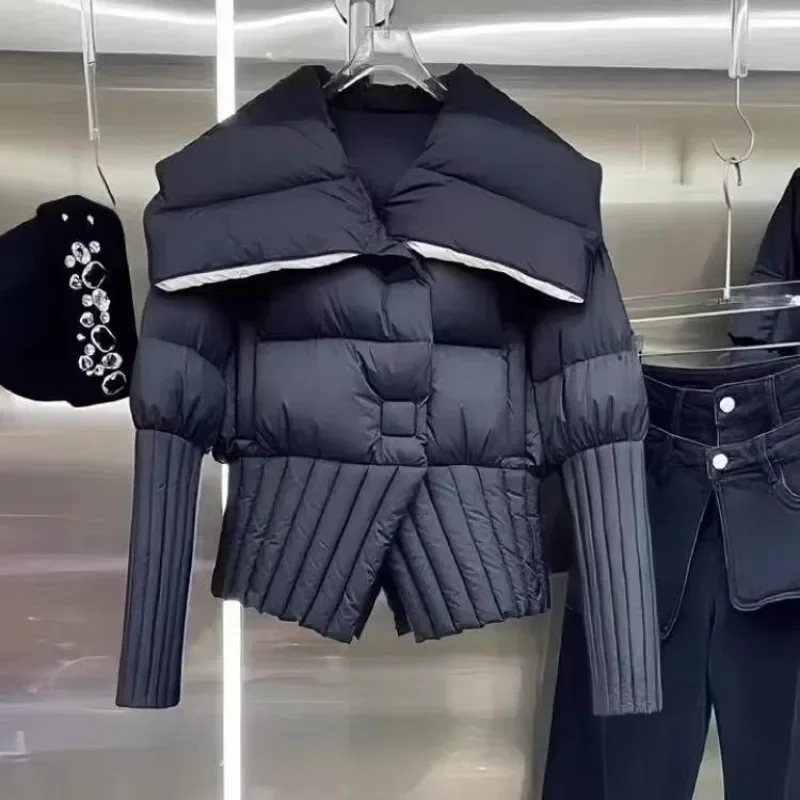 Bunda na bavlnu pre ženy, ktoré znižujú klošku s klopou na bobu