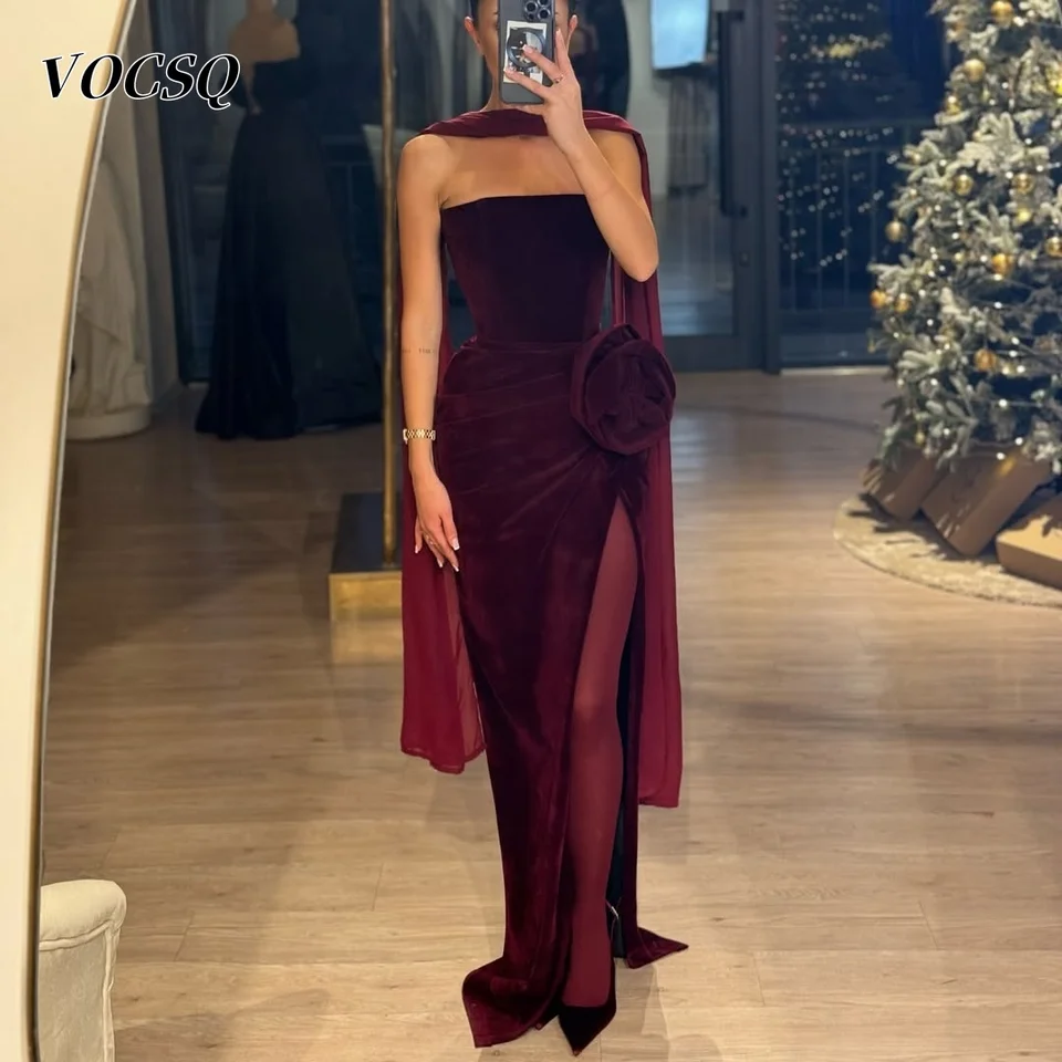 Burgundské zamatské plesové šaty Mermaid 2025 Off Strlit Slit Evening Party šaty فساتين nova