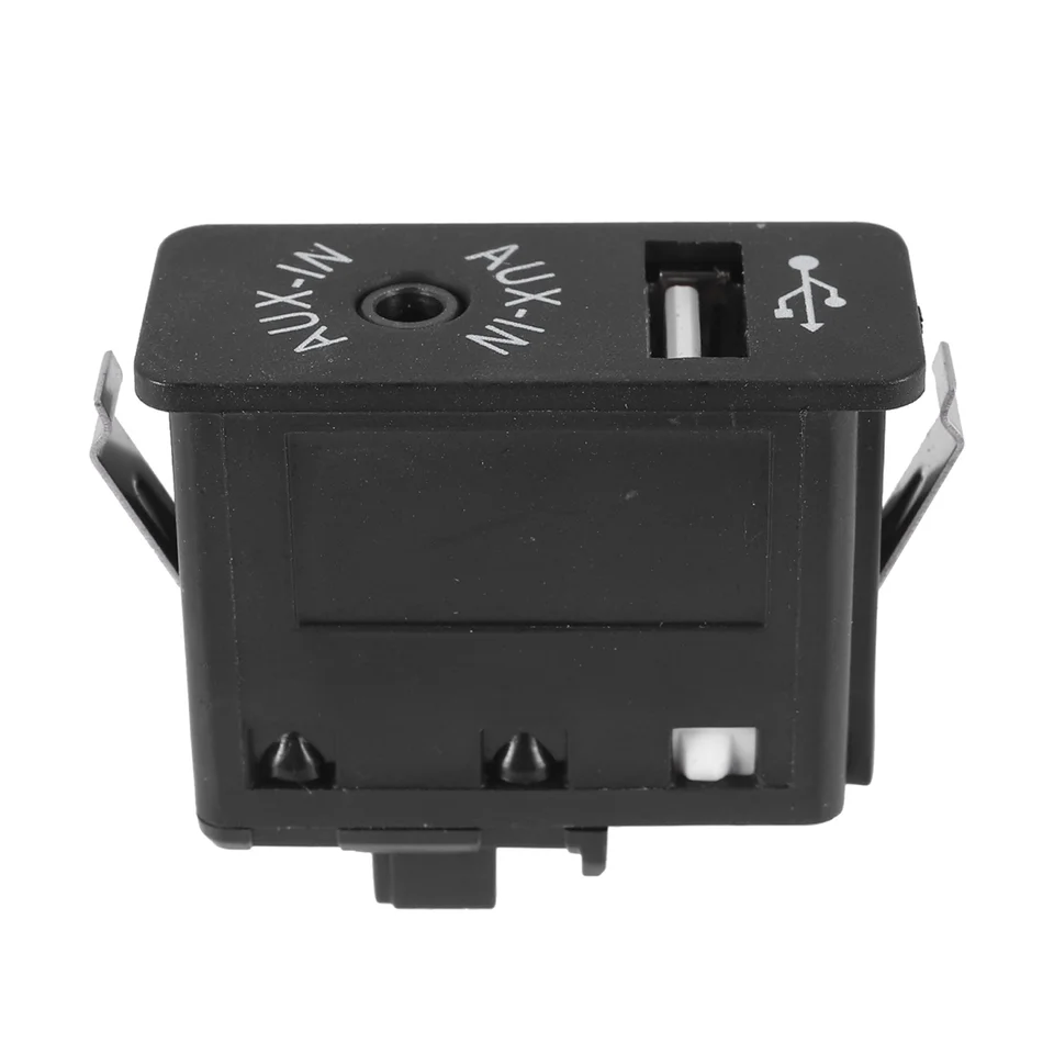 CAR USB AUX v adaptéri zadnej vstupnej zásuvky pre BMW E81 E87 E90 F10 F12 E70 x4 x5 x6