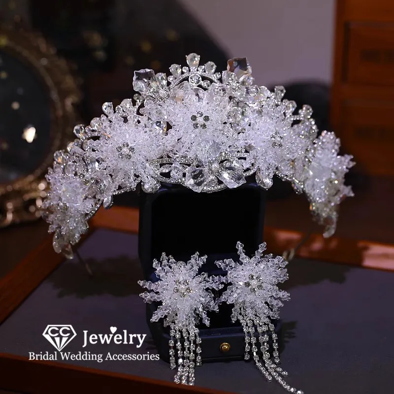 CC Luxury Tiaras pre svadobné ženy Doplnky Svadobné zasnúbenie kaderov Crowns Crystal Coronets s náušnicami Crown Party AN450
