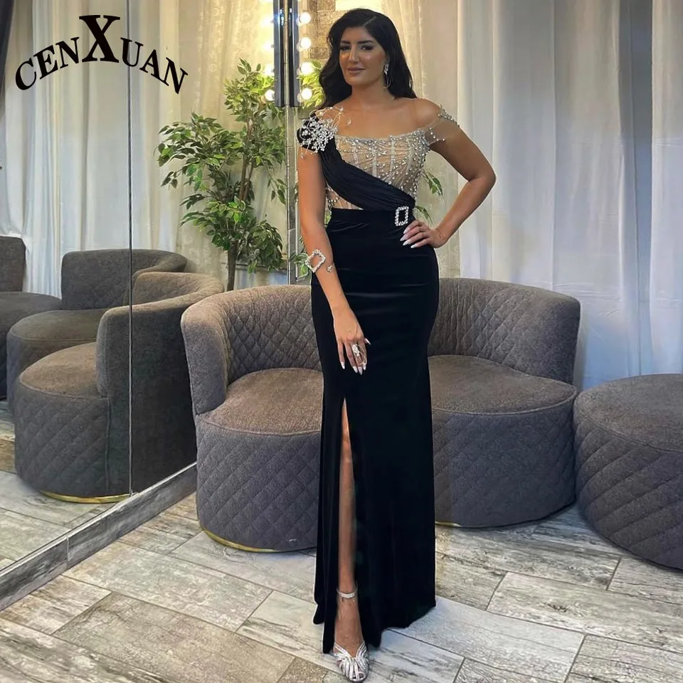 Cenxuan očarujúce promócie Šaty s vysokým štrbinom kamienky Satin Satin Satin Pleat Long Party Dress Vestidos de festa prispôsobené