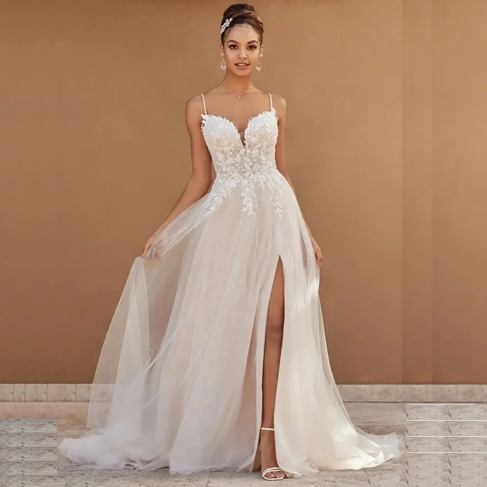 Chic Boho A-Line Tulle Beach Svadobné šaty taliansky chudý remienok Sexy V-krk Split backless shaplocle pláž svadobné šaty 2024