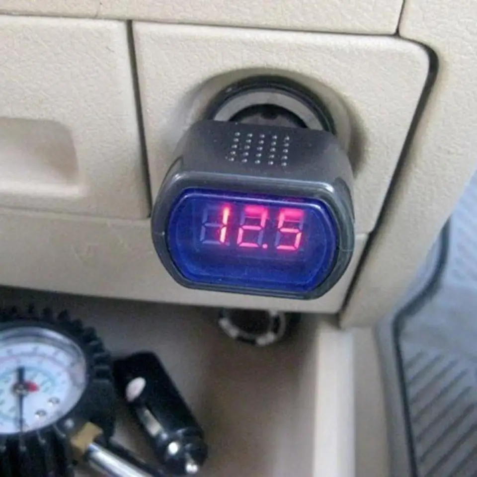 Cigareta zapaľovač elektrického napätia merač napätia mini automatické napätie testera LED Digitálna vstavaná poistka pre autá DC 12V 24 V