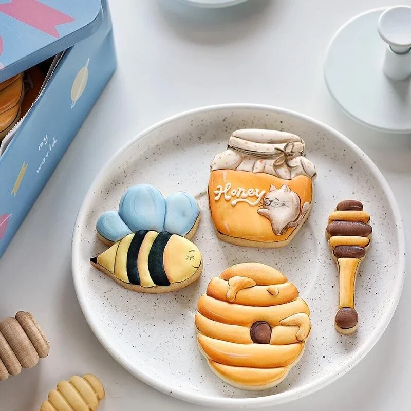 Cookie pleseň Cutter včela karikatúra Karika