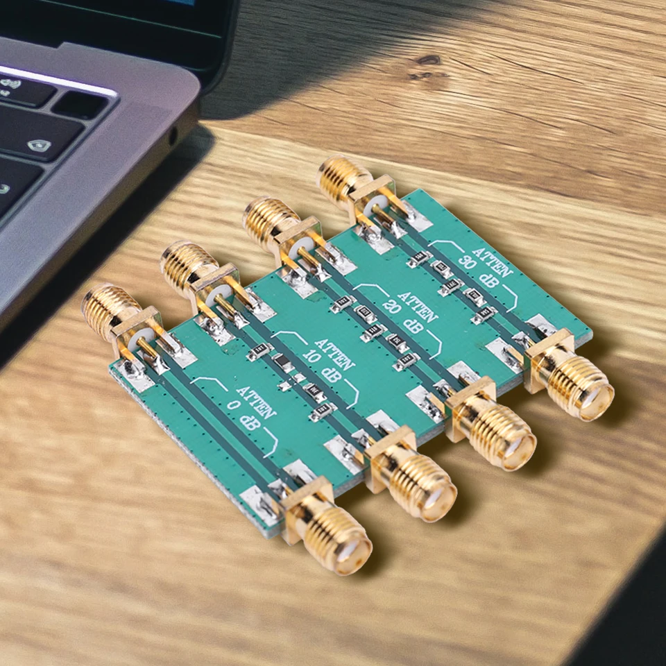 DC-4,0 GHz RF Fixte Atenuátor SMA SMA Dvojitá ženská hlava Fixný tlmiaci modul 0DB 10DB 20DB 30DB RF Power Signator Attenuátor