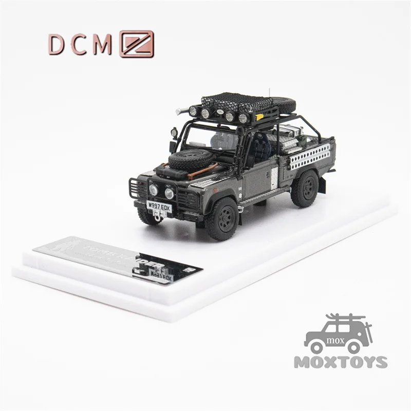 DCM 1:64 Land Rover Defender Tomb Raider Limited999 Diecast Model CAR
