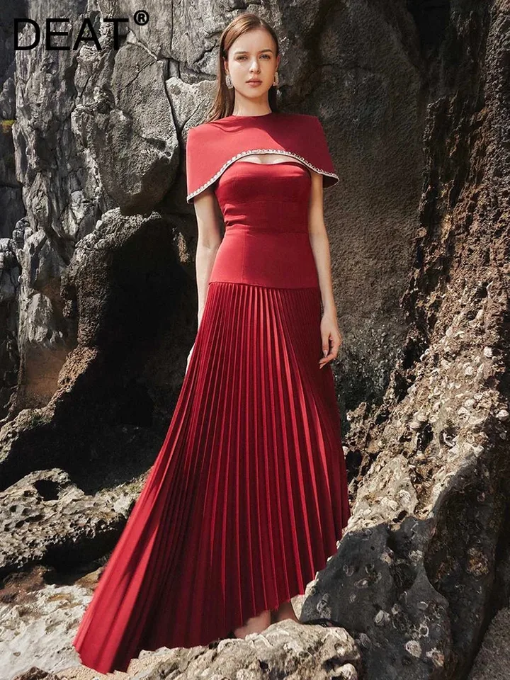 DEAT ELEGANT 2 PCS Set Diamond Embedded Short Shawl CAMISOL PAIST PLEATED ASYMETRIC SADE SUR Summer 2024 Nový príliv 13db5108