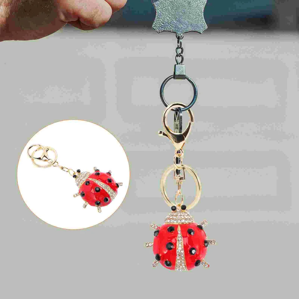 Dekor ladybug keychain taška zavesenie kľúča zdobí prívesok červené príslušenstvo kamienok dám