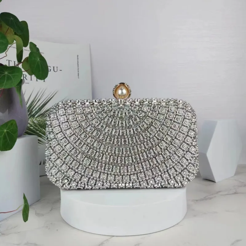 Diamanty večerné tašky Zlatá svadobná svadobná svadba vrecko na spojku strieborné mini ramenné tašky Rodinestone kabelka Lady Luxury Handbag