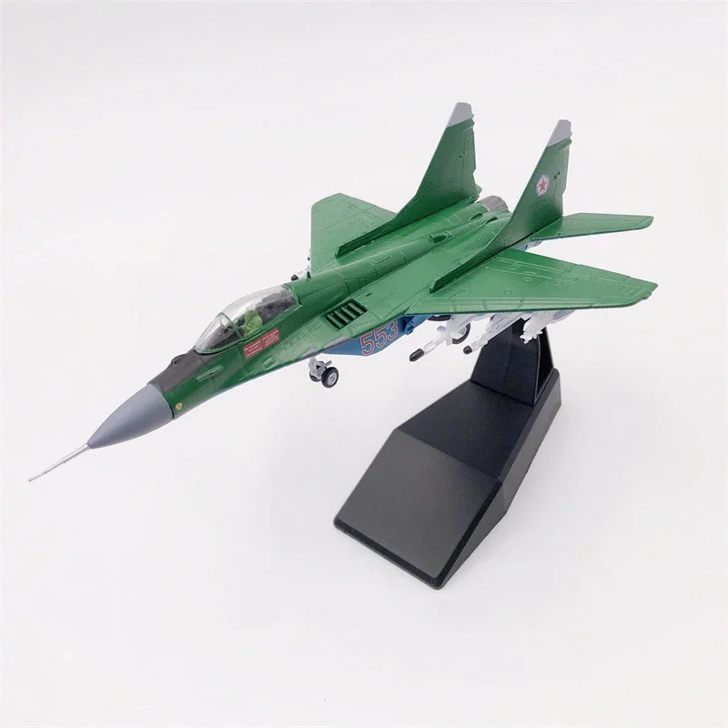 Diecast 1/100 Scale North Kóree Air Force MIG-29 Rusko MIG29 Fighter Model Model Metal Toy Aircraft pre zberateľný darček pre suvenír