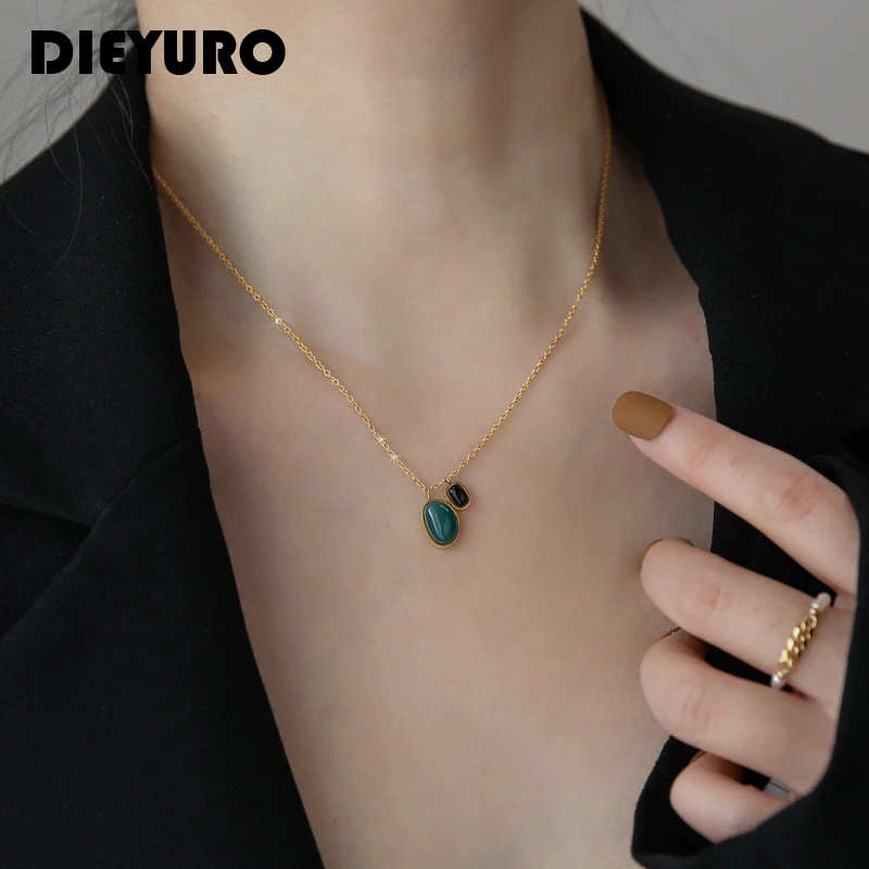 Dieyuro 316L z nehrdzavejúcej ocele Nový príchod Elegantný zelený čierny kameň šperky pre ženy 2021 Trend kúzlo vianočný darček Cережки