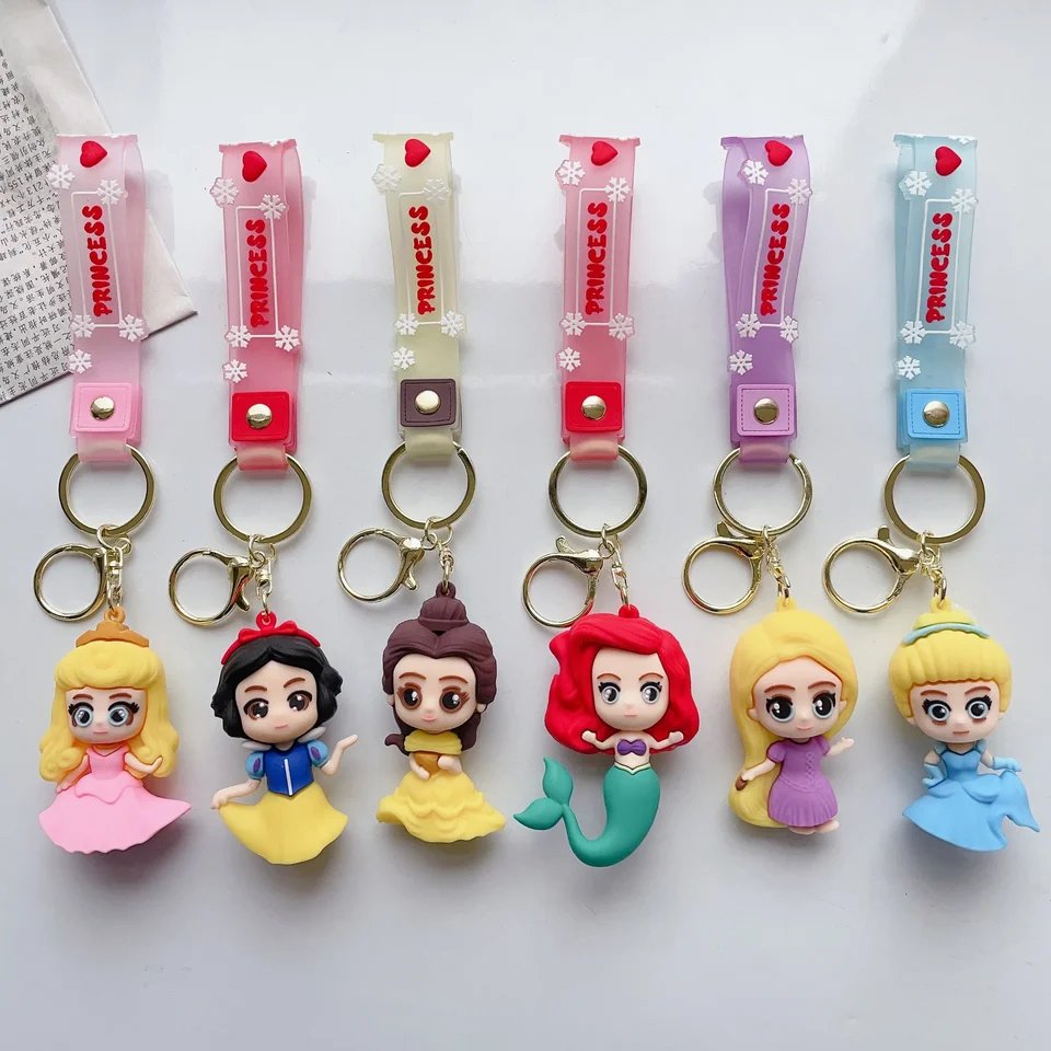 Disney Cartoon Cutoen Princess Keychains for Women Girls Dievčatá Snehulienka Ariel Keyrings Držiteľ držiakov batoh