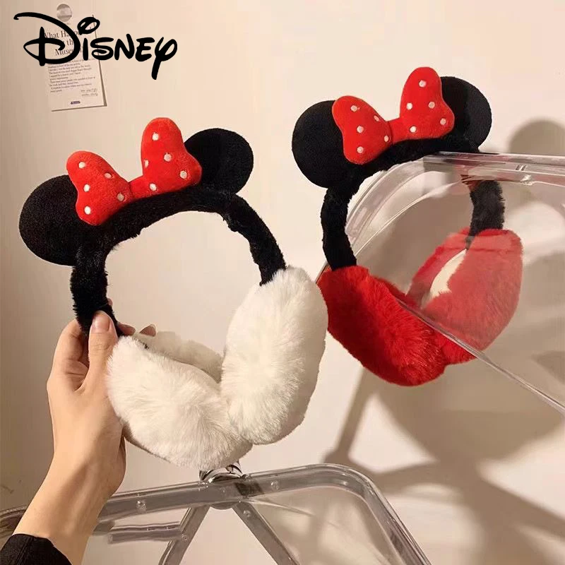 Disney Mickey Mouse a Minnie Karika