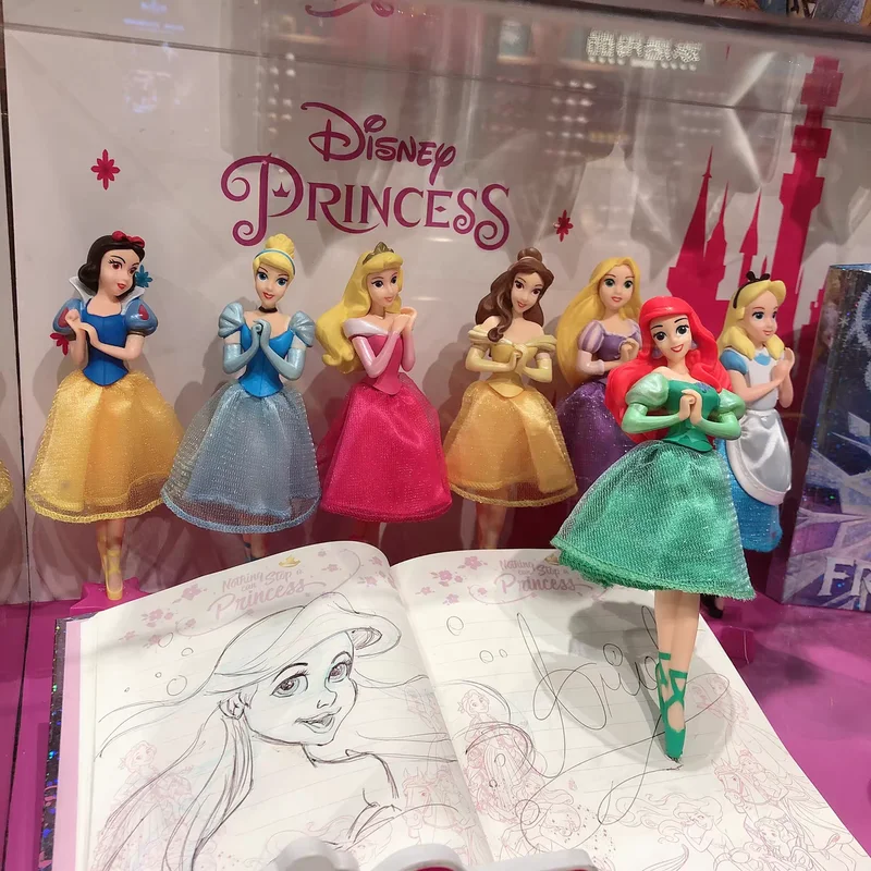 Disney Princess 3D Modeling perie pero kreatívny roztomilý darček Študent Black Ballpoint Pen Cartoon Learning Stationery Signature Pen Pen