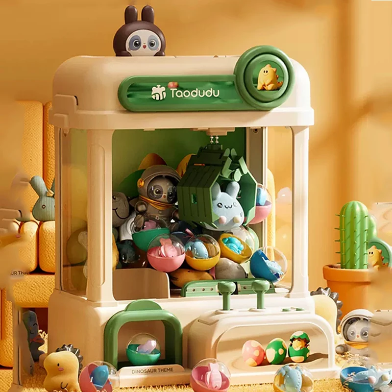 DIY Doll Machine Detské mince prevádzkované hranie hry Mini Claw Catch Toy Crane Stroje hudobné bábiky DETI KRAJINY