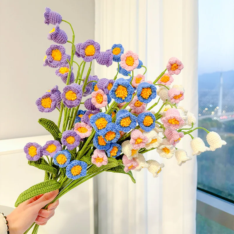 Dokončená ručne tkaná ľalia z údolia kytica DIY háčkované simulované simulované pletené pletené ozdoby Dekoratívne kvety