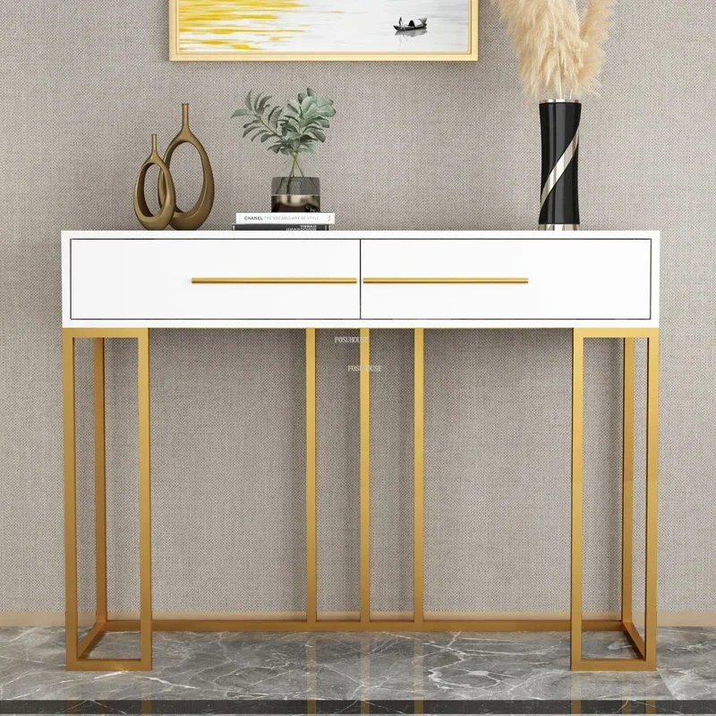 Domáca nordická obývacia izba pohovka stoly Kreatívny dizajnér Nábytok voľného času na úložisko Svetlo Luxusná chodba veranda Console Table P