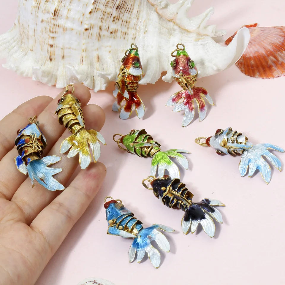 DoreenBeads1 kus mosadze 3D rybou zvieratá Moviarne oceánové šperky prívesky Zlatá farba pre náhrdelník DIY šperky výroby 4,8 cm x 2,4 cm