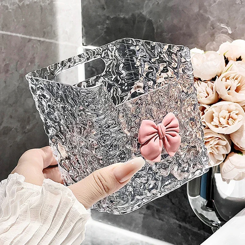 Držiak na zubnú pastu bez dierovača na stenu pripevnený na make-up naši