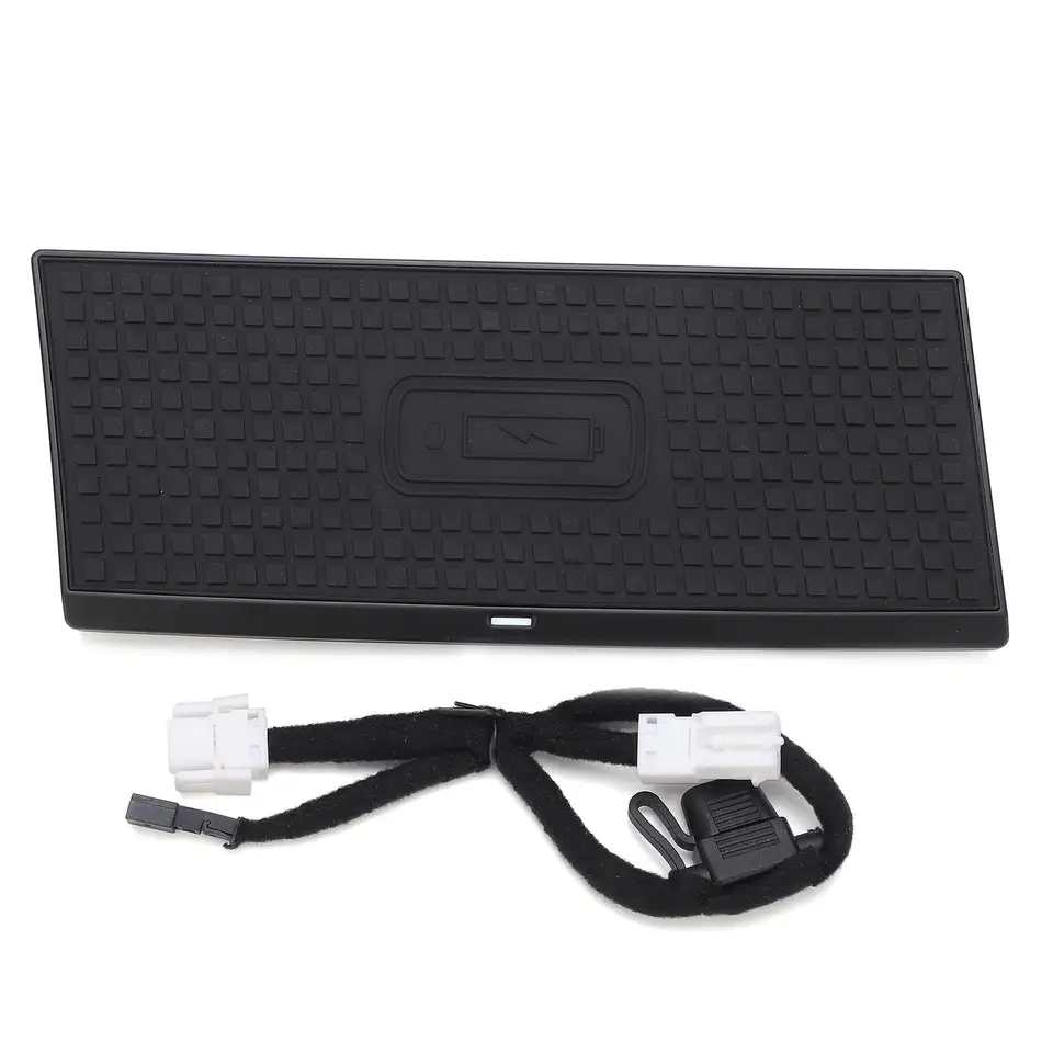 Držiteľ telefónu s rýchlym nabíjaním automobilov pre rýchle nabíjanie 15 W pre BMW 2-série F22 / F23 / F45 / F46 2015 2016 2017 2017 2018