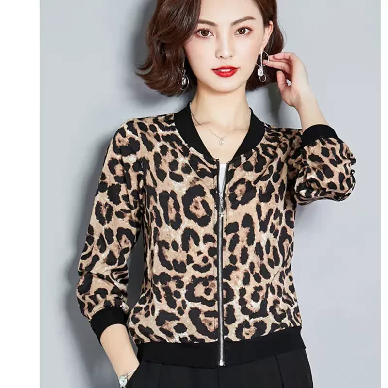 Dámska bunda leopard tlačia