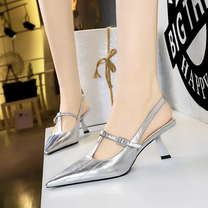 Dámska klasika 6,5 ​​cm vysoké podpätky letné plytké strieborné zrelé patentované kožené kamienka Lady Gladiators Stiletto Stripper topánky