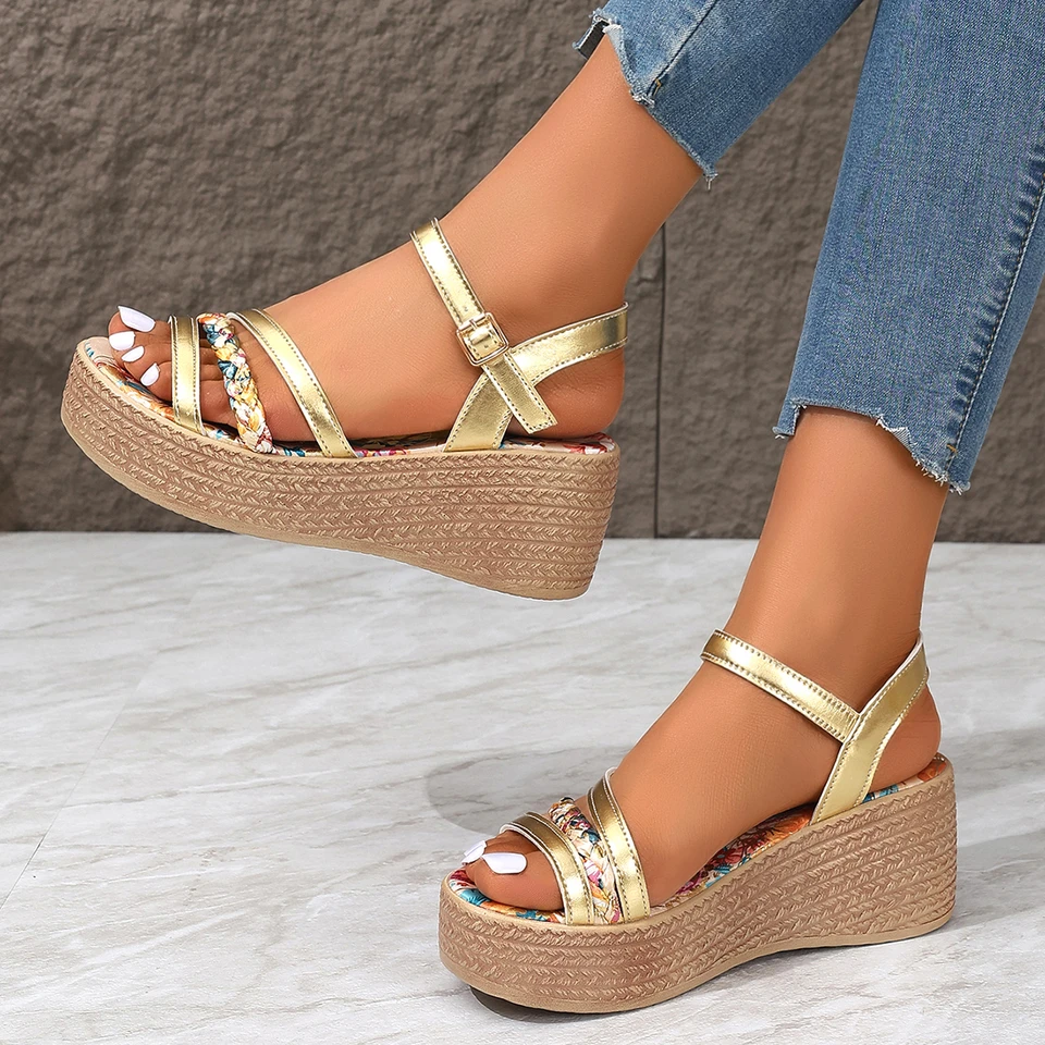 Dámska platforma klinové sandále leto 2024 vysoké podpätky Round Tow Comfort Floral Woman Designer Gold Shoes Luxury Sandalias